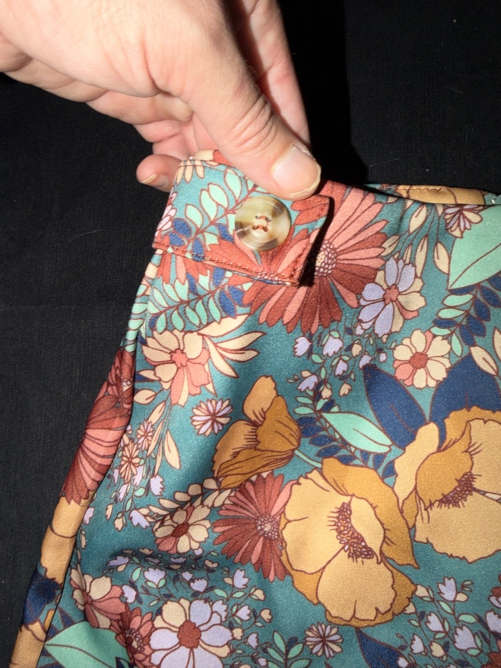 ✨ Alter’d State Floral Skort – XS (Pre-Loved) ✨ - Picture 3 of 5